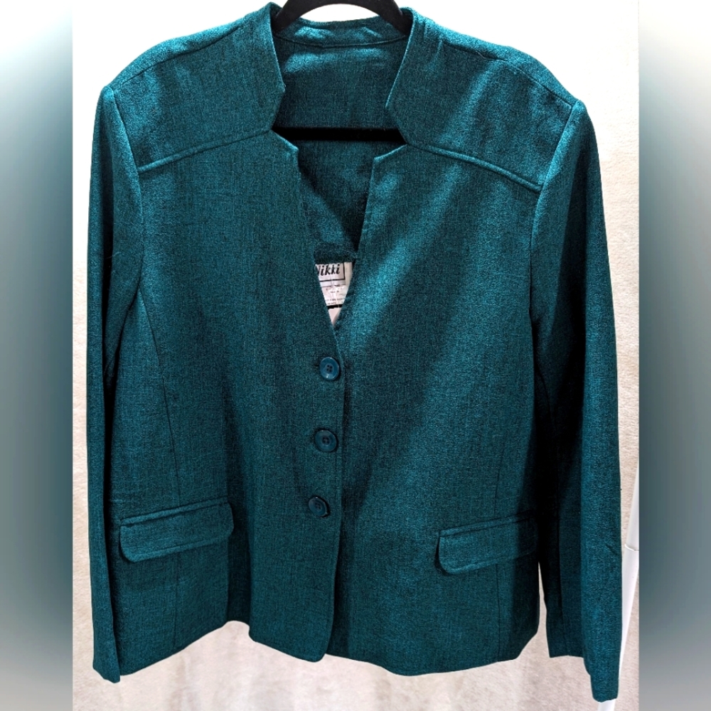 MAKE AN OFFER - Brand New Nikki Blazer